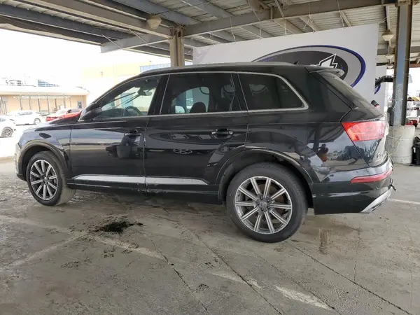 WA1LAAF75HD034146 2017 AUDI Q7 - Image 2