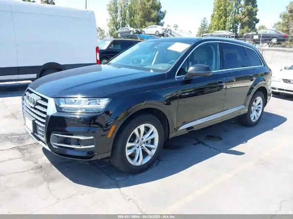 WA1LAAF75HD037824 2017 AUDI Q7 - Image 2