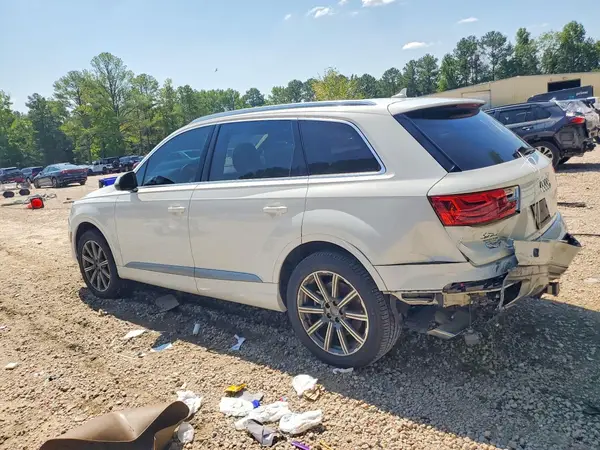WA1LAAF75HD038004 2017 AUDI Q7 - Image 2