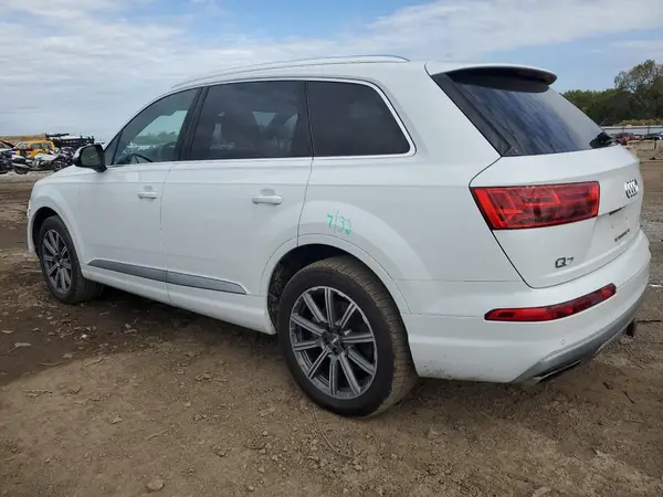 WA1LAAF75HD041582 2017 AUDI Q7 - Image 2