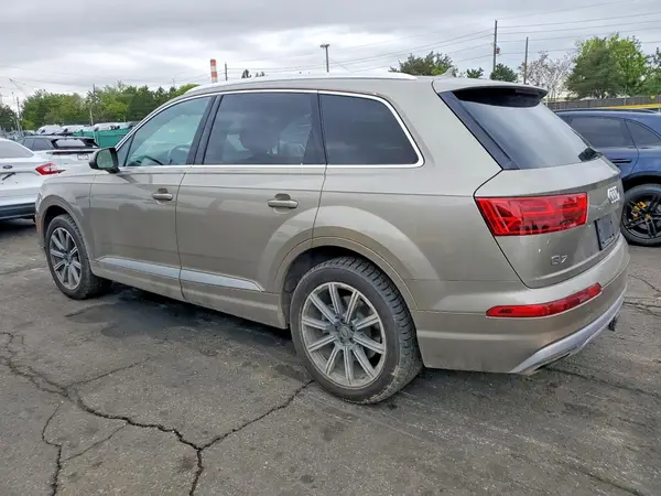 WA1LAAF75HD050833 2017 AUDI Q7 - Image 2
