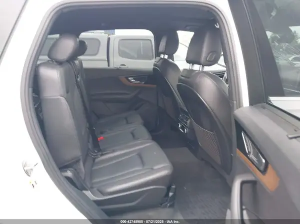 WA1LAAF75HD051724 2017 AUDI Q7 - Image 8