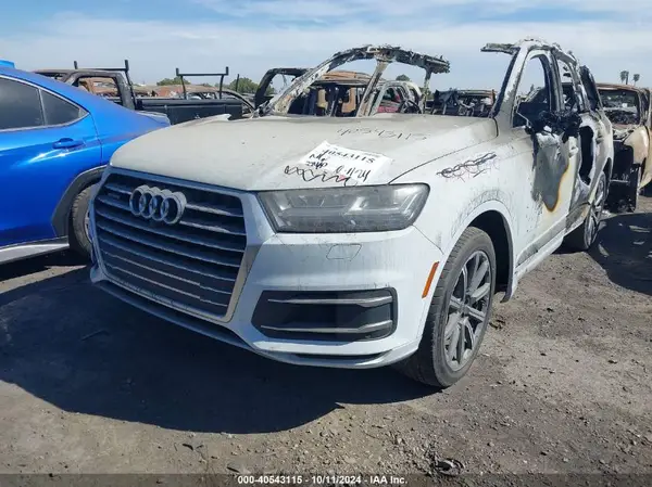 WA1LAAF75HD053246 2017 AUDI Q7 - Image 2