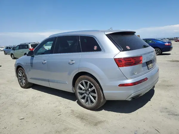 WA1LAAF75HD053313 2017 AUDI Q7 - Image 2