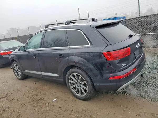 WA1LAAF75HD057233 2017 AUDI Q7 - Image 2