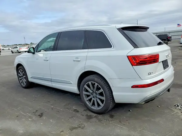 WA1LAAF75JD000360 2018 AUDI Q7 - Image 2