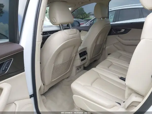 WA1LAAF75JD008135 2018 AUDI Q7 - Image 8
