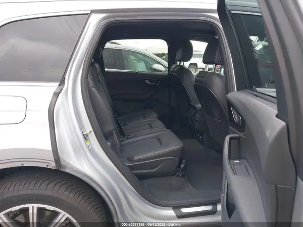 WA1LAAF75JD010970 2018 AUDI Q7 - Image 8