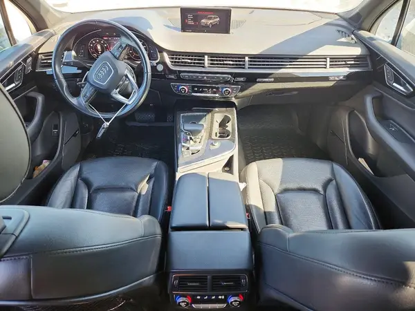 WA1LAAF75JD042737 2018 AUDI Q7 - Image 8