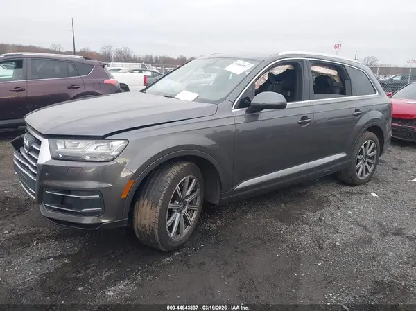 WA1LAAF75JD043578 2018 AUDI Q7 - Image 2