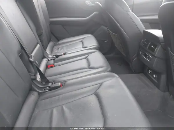 WA1LAAF75JD043578 2018 AUDI Q7 - Image 8