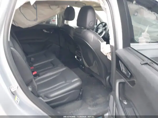 WA1LAAF75KD005155 2019 AUDI Q7 - Image 8