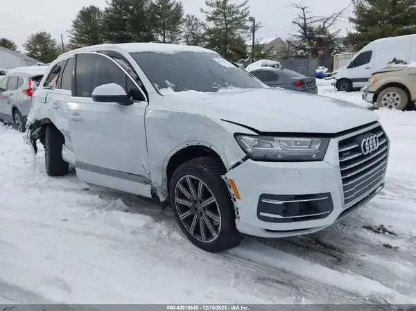 WA1LAAF75KD005883 2019 AUDI Q7 - Image 1