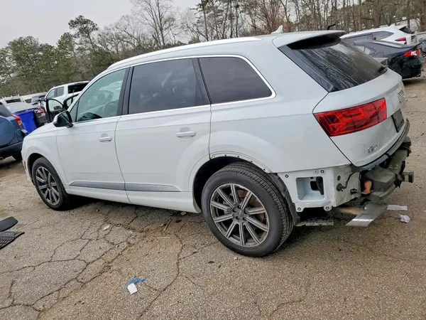 WA1LAAF75KD007651 2019 AUDI Q7 - Image 2