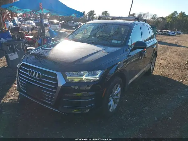 WA1LAAF75KD008279 2019 AUDI Q7 - Image 2