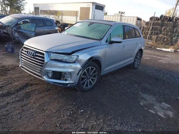 WA1LAAF75KD009903 2019 AUDI Q7 - Image 2