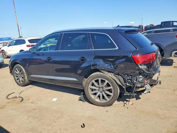 WA1LAAF75KD011652 2019 AUDI Q7 - Image 2