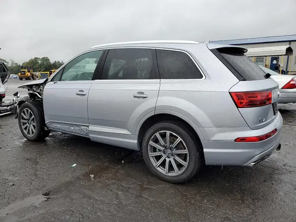 WA1LAAF75KD016012 2019 AUDI Q7 - Image 2