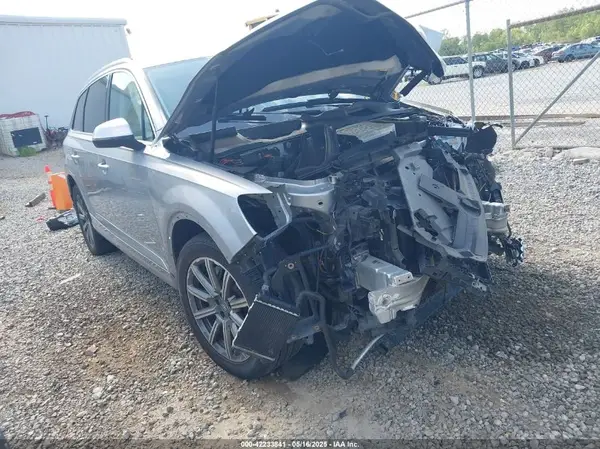 WA1LAAF75KD023266 2019 AUDI Q7 - Image 1