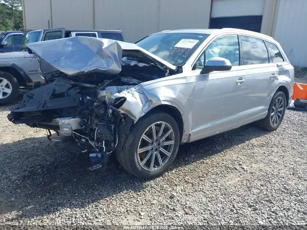 WA1LAAF75KD023266 2019 AUDI Q7 - Image 2