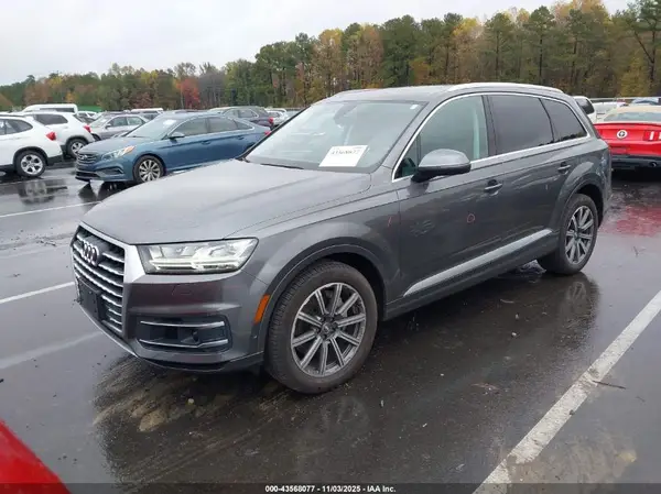 WA1LAAF75KD032193 2019 AUDI Q7 - Image 2