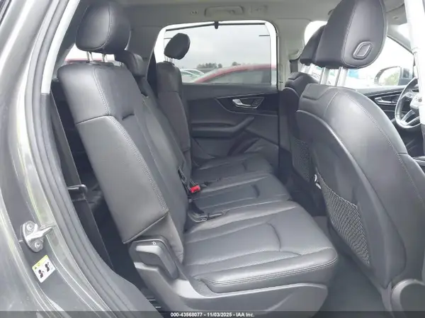 WA1LAAF75KD032193 2019 AUDI Q7 - Image 8