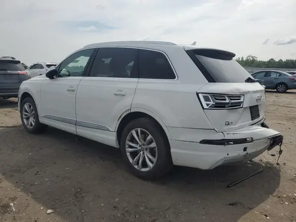 WA1LAAF75KD038821 2019 AUDI Q7 - Image 2