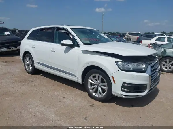 WA1LAAF75KD044439 2019 AUDI Q7 - Image 1