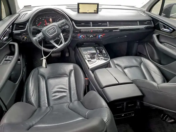 WA1LAAF76HD001558 2017 AUDI Q7 - Image 8