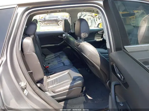 WA1LAAF76HD002032 2017 AUDI Q7 - Image 8