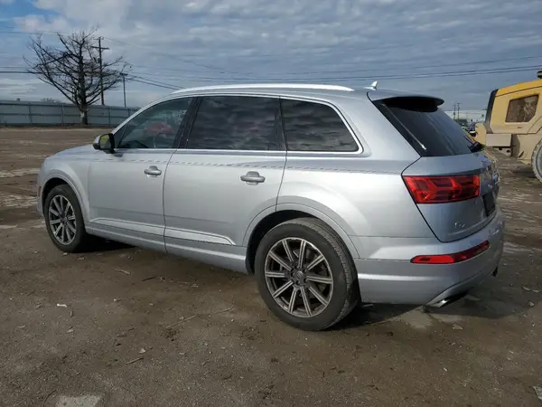 WA1LAAF76HD003083 2017 AUDI Q7 - Image 2