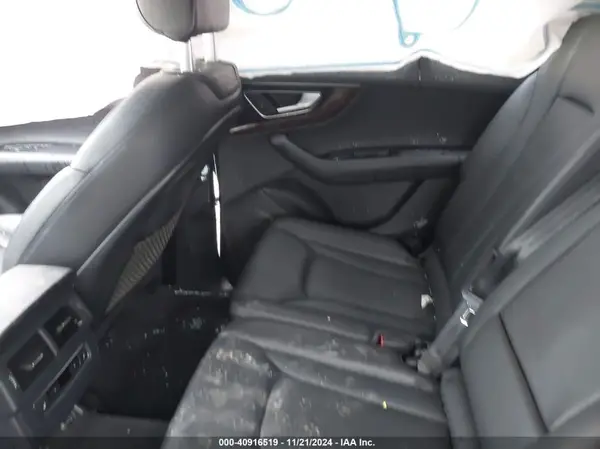 WA1LAAF76HD005478 2017 AUDI Q7 - Image 8