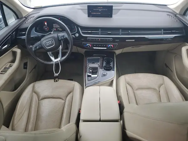 WA1LAAF76HD008204 2017 AUDI Q7 - Image 8