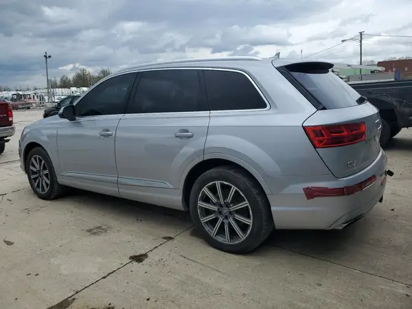 WA1LAAF76HD009093 2017 AUDI Q7 - Image 2