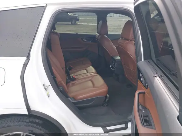 WA1LAAF76HD015346 2017 AUDI Q7 - Image 8