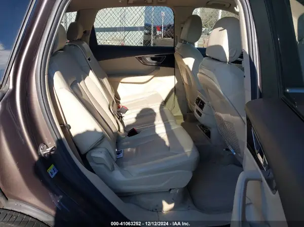 WA1LAAF76HD018473 2017 AUDI Q7 - Image 8
