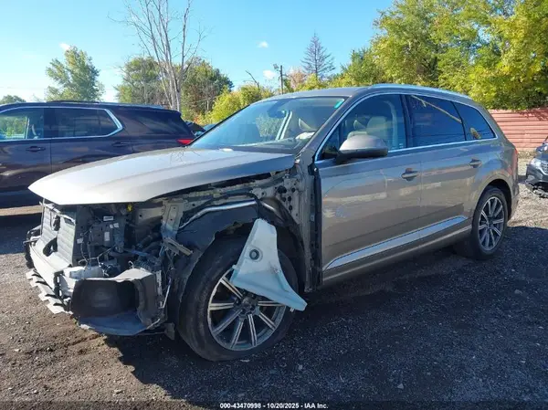 WA1LAAF76HD021762 2017 AUDI Q7 - Image 2