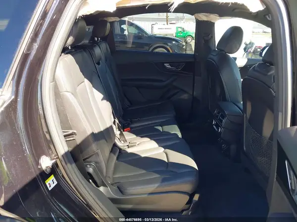 WA1LAAF76HD023575 2017 AUDI Q7 - Image 8