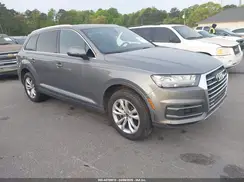WA1LAAF76HD027349 2017 AUDI Q7