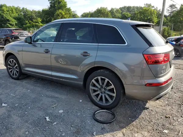 WA1LAAF76HD033118 2017 AUDI Q7 - Image 2
