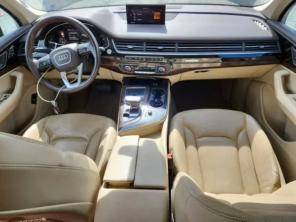 WA1LAAF76HD033264 2017 AUDI Q7 - Image 8