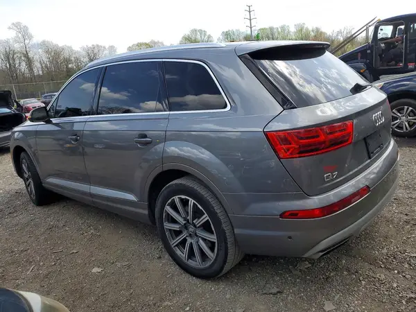 WA1LAAF76HD033796 2017 AUDI Q7 - Image 2
