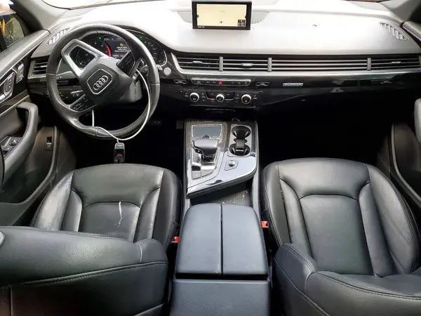 WA1LAAF76HD033796 2017 AUDI Q7 - Image 8