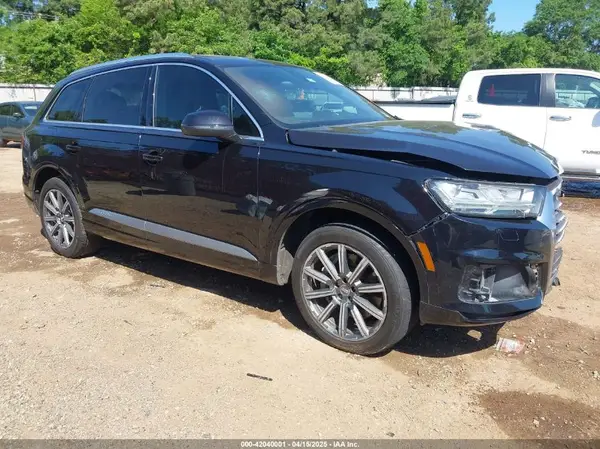 WA1LAAF76HD034379 2017 AUDI Q7 - Image 1