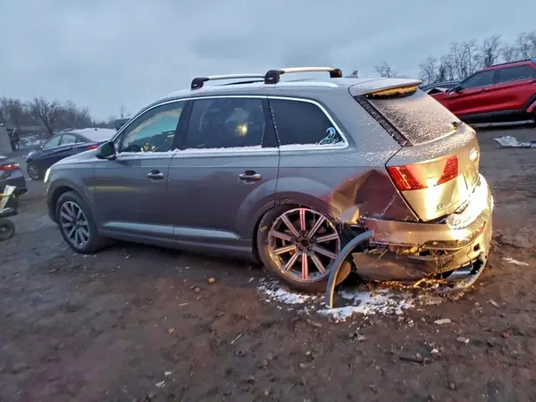 WA1LAAF76HD034477 2017 AUDI Q7 - Image 2