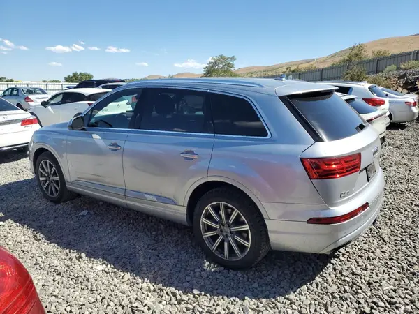 WA1LAAF76HD048766 2017 AUDI Q7 - Image 2