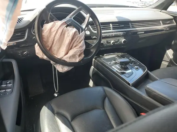 WA1LAAF76HD050565 2017 AUDI Q7 - Image 8