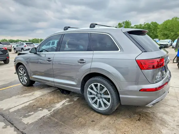 WA1LAAF76HD058391 2017 AUDI Q7 - Image 2