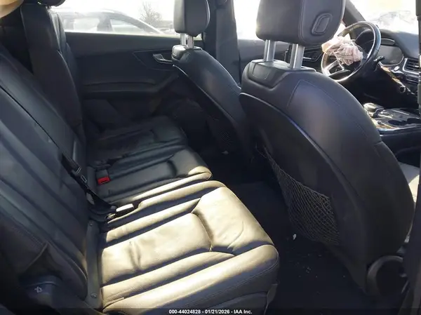 WA1LAAF76HD058486 2017 AUDI Q7 - Image 8