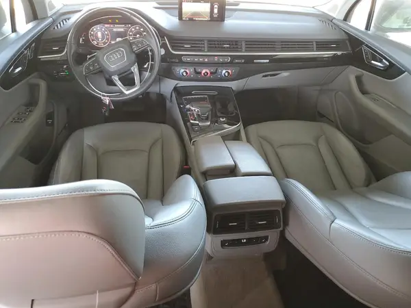 WA1LAAF76JD000464 2018 AUDI Q7 - Image 8